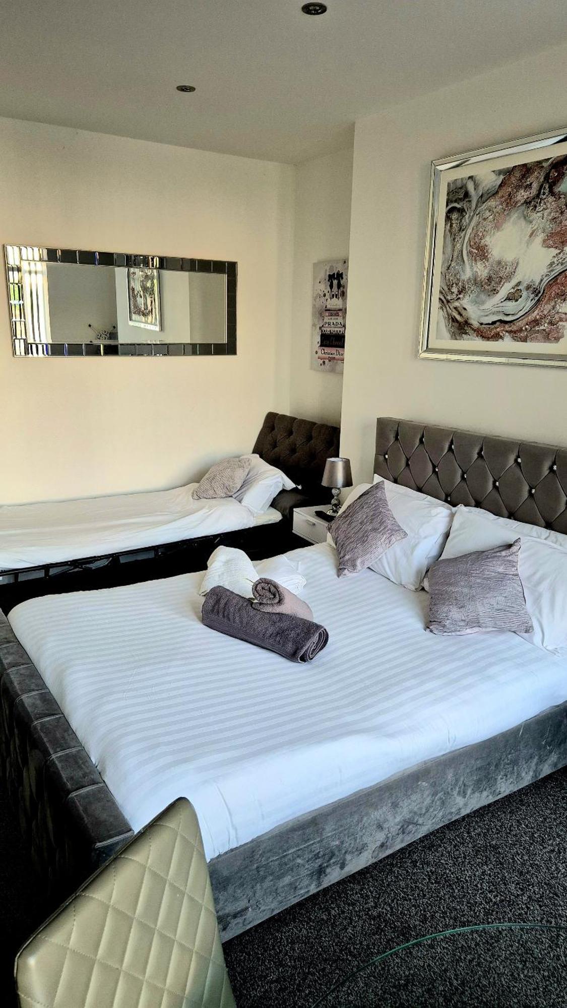 Deluxe Apartments On Mersey One Blackpool Exterior foto